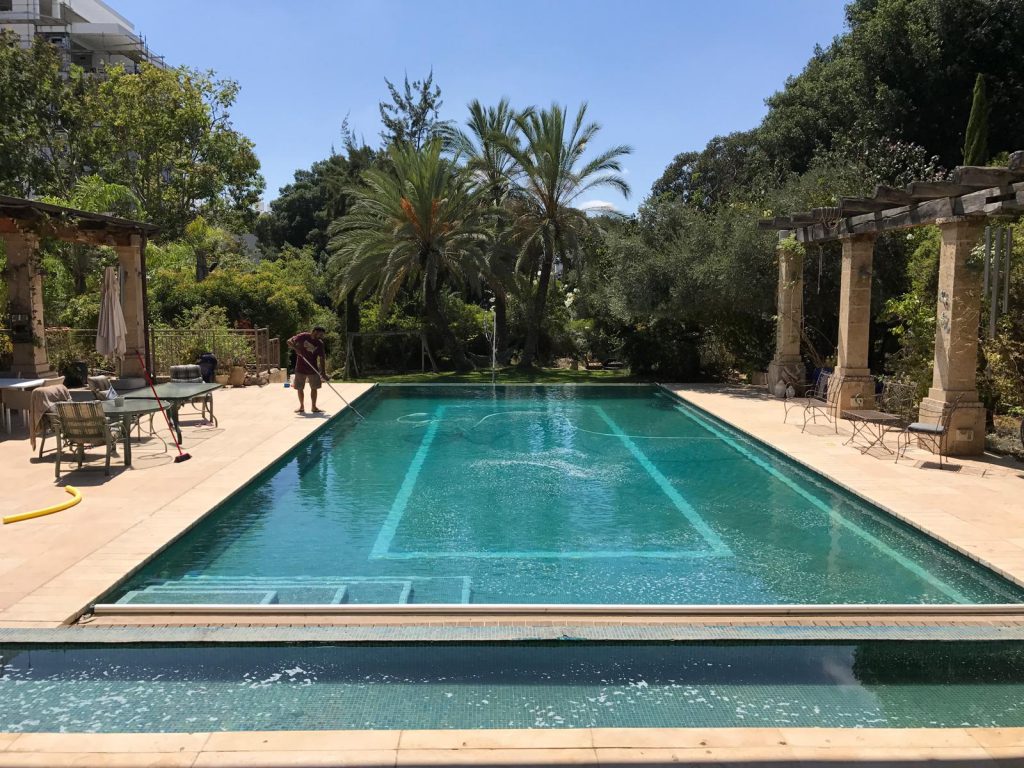 י.א אהרוני בע"מ